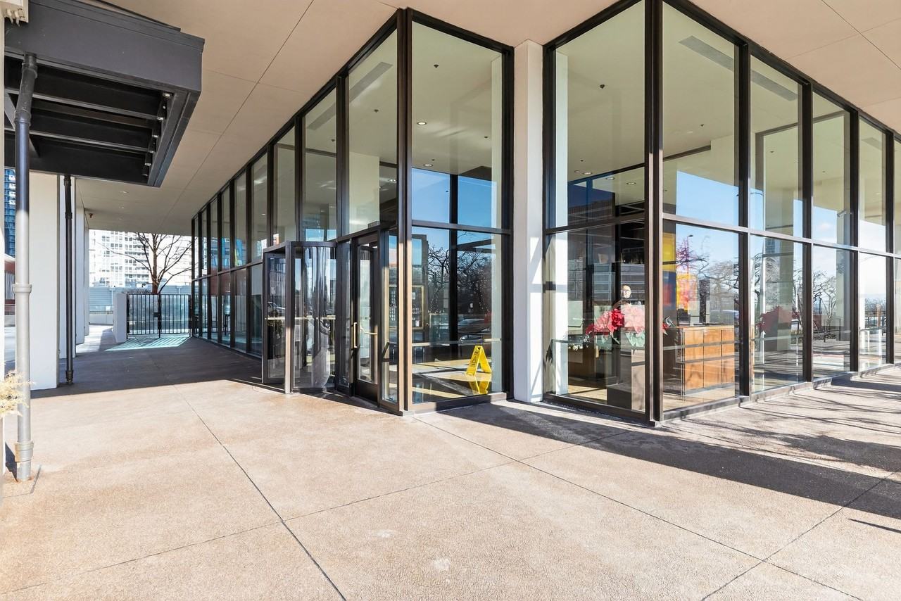 360 East Randolph Street - Photo 3 of 5