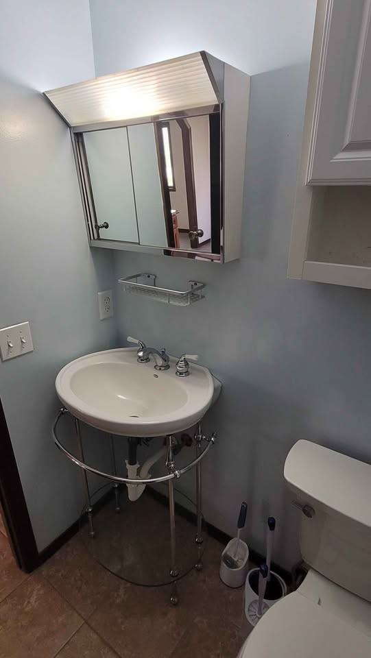 7224 Janean Dr - Photo 3 of 18