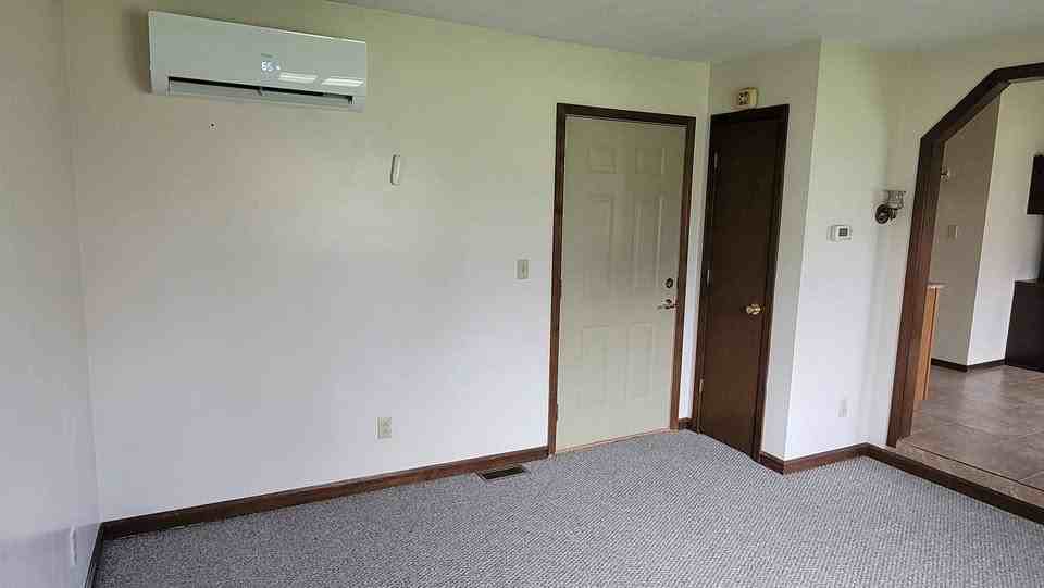 7224 Janean Dr - Photo 7 of 18