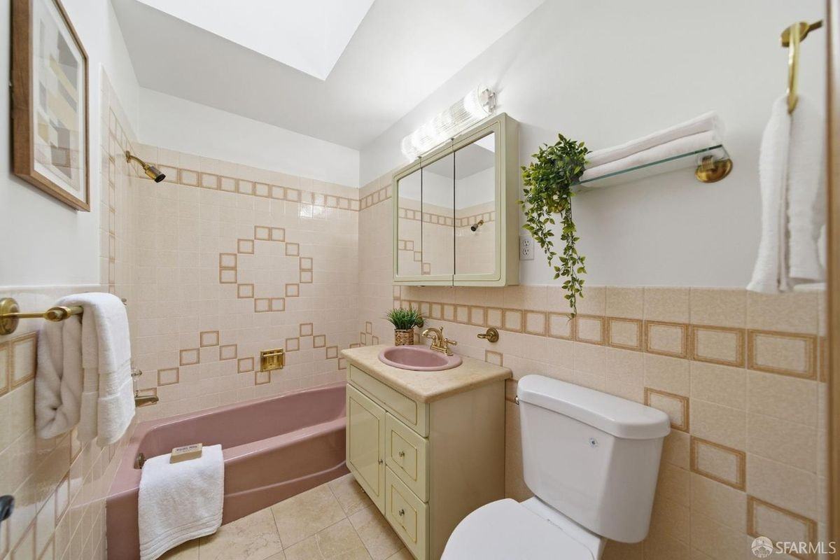 1266 47th Ave - Photo 5 of 20