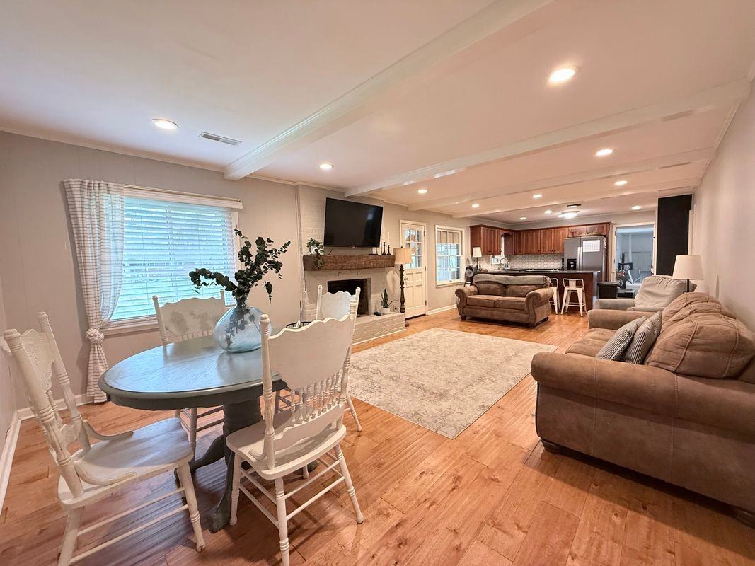 514 Sharondale Dr - Photo 2 of 50