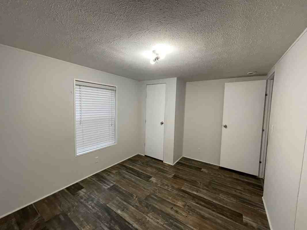 10025 E Highway 136 - Photo 7 of 10