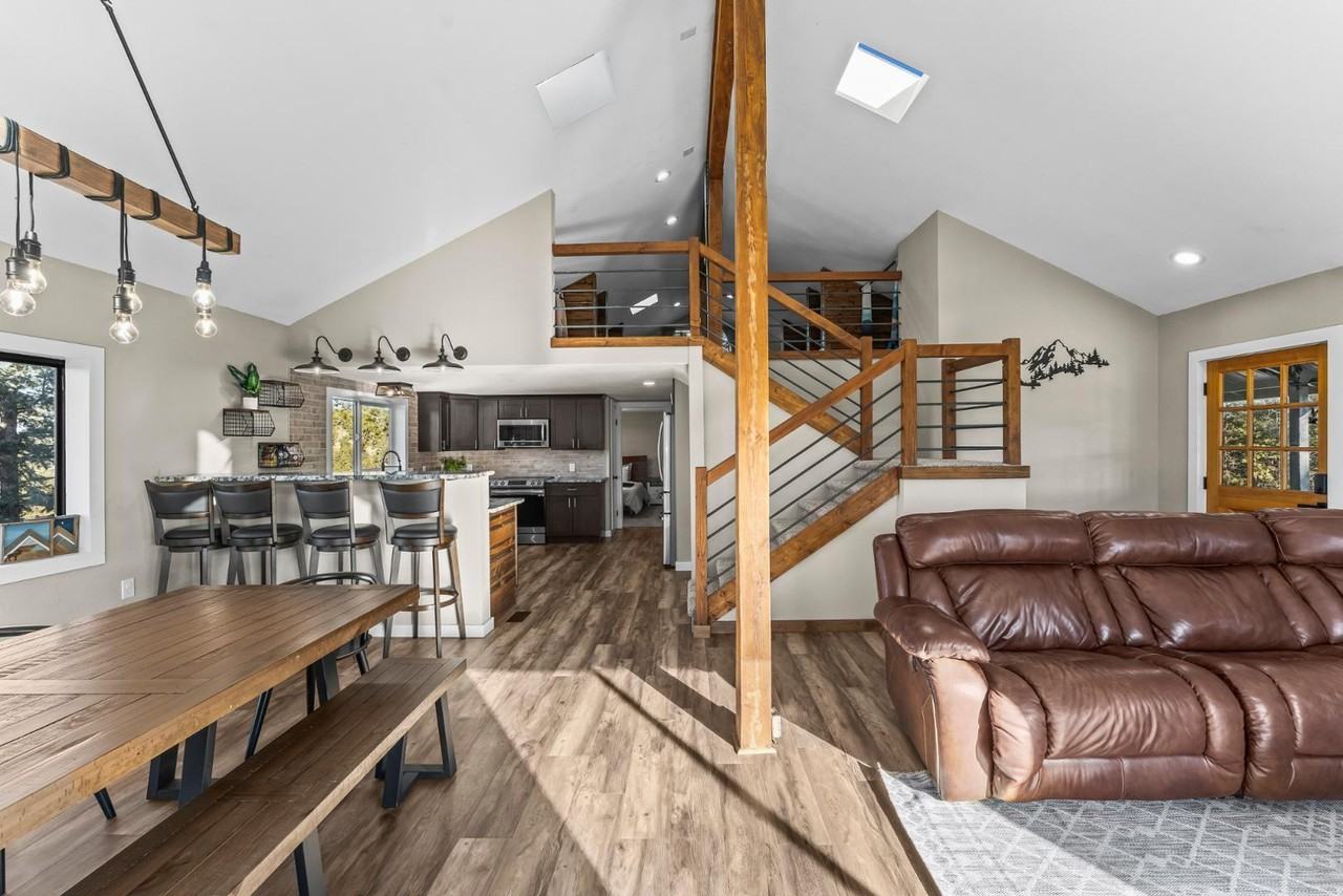 80 Hobe Creek Trl - Photo 4 of 33