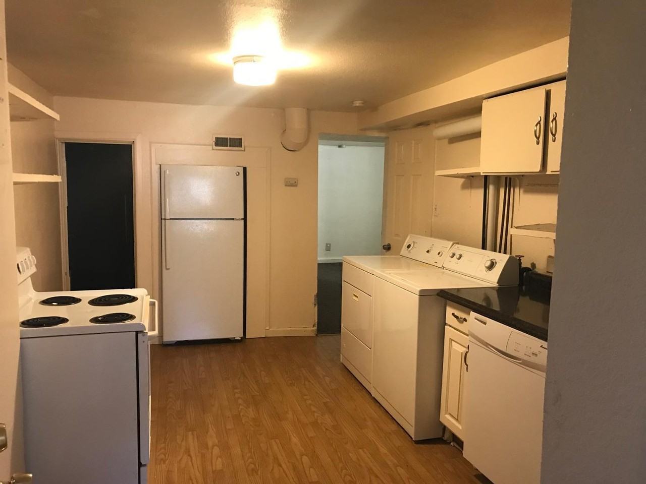 630 E Boulder St - Photo 2 of 10