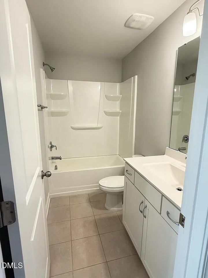 312 King Closer Dr - Photo 2 of 10