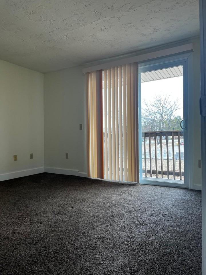 1749 Main St #D34 - Photo 4 of 17