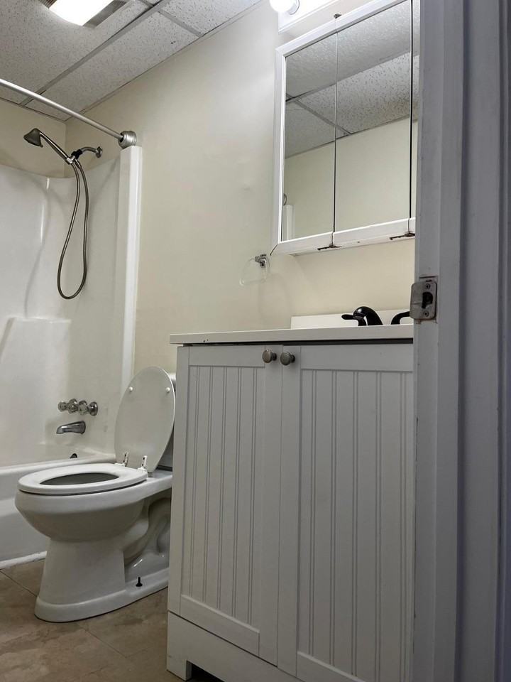 1749 Main St #D34 - Photo 6 of 17