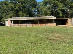 1213 Lake Shore Dr - Photo 1 of 1