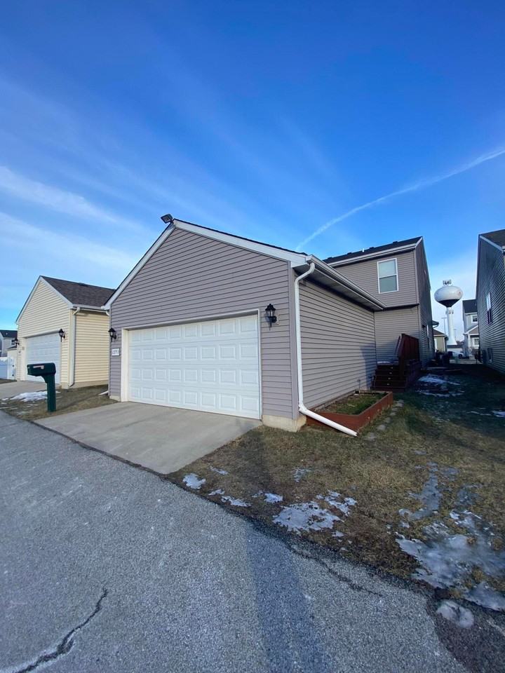 12753 Ellsworth St - Photo 2 of 18