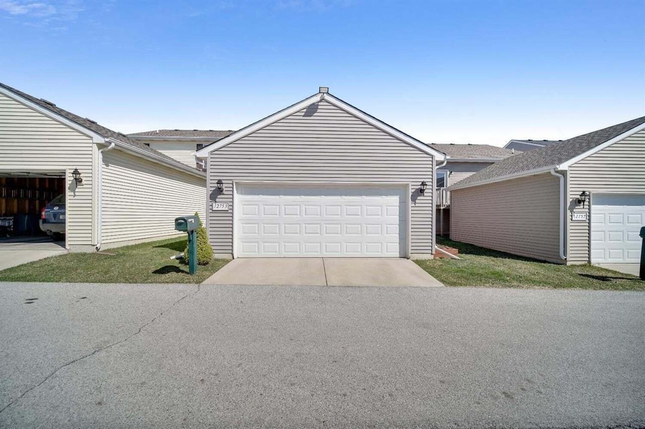 12753 Ellsworth St - Photo 5 of 18