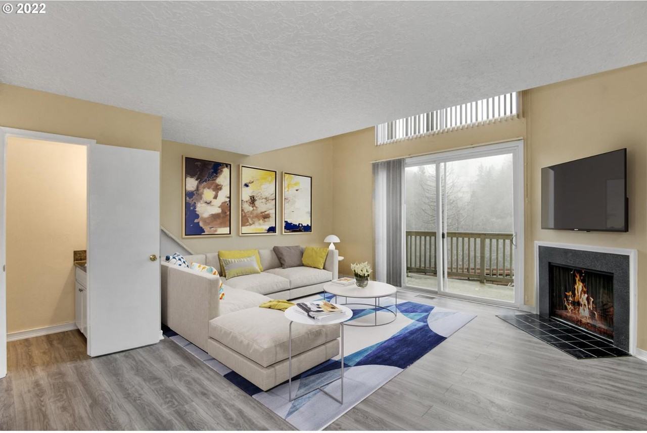 847 Sw Broadway Dr #31 - Photo 2 of 7