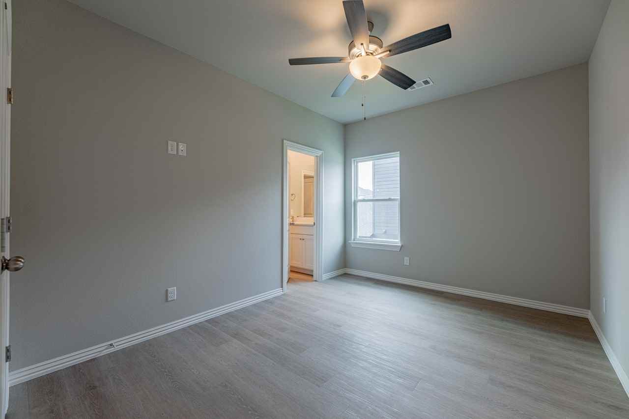 1601 Sw Poigai Way #1 - Photo 3 of 29
