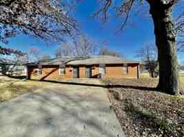 featured image of 7317 Agnes Ave