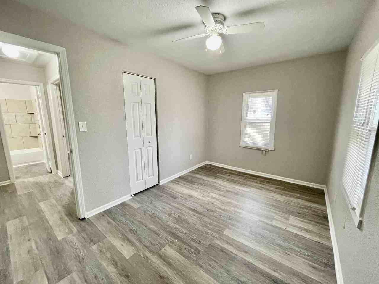 7317 Agnes Ave #8795581 - Photo 6 of 13