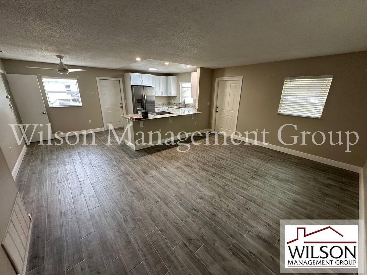 643 David St - Photo 3 of 27