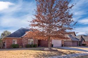 featured image of 2006 W Morter Pl