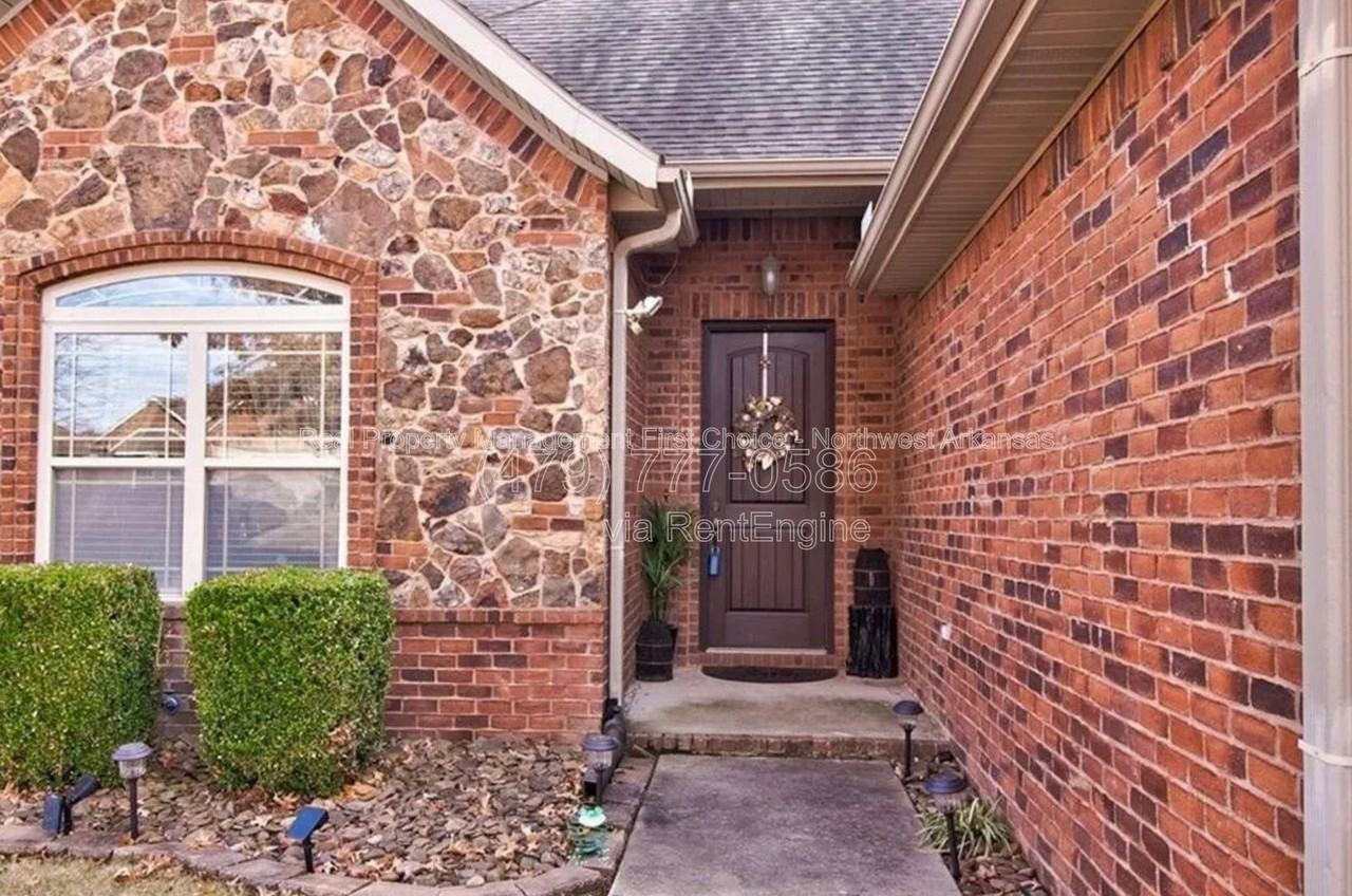 2006 W Morter Pl - Photo 2 of 30