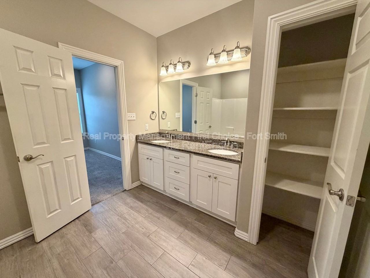 9919 Landry Dr - Photo 7 of 22