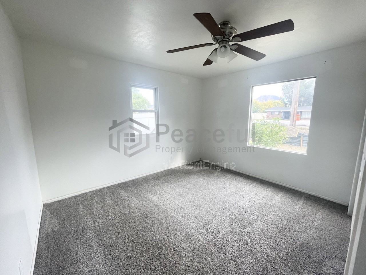 4326 S 900 E - Photo 3 of 10