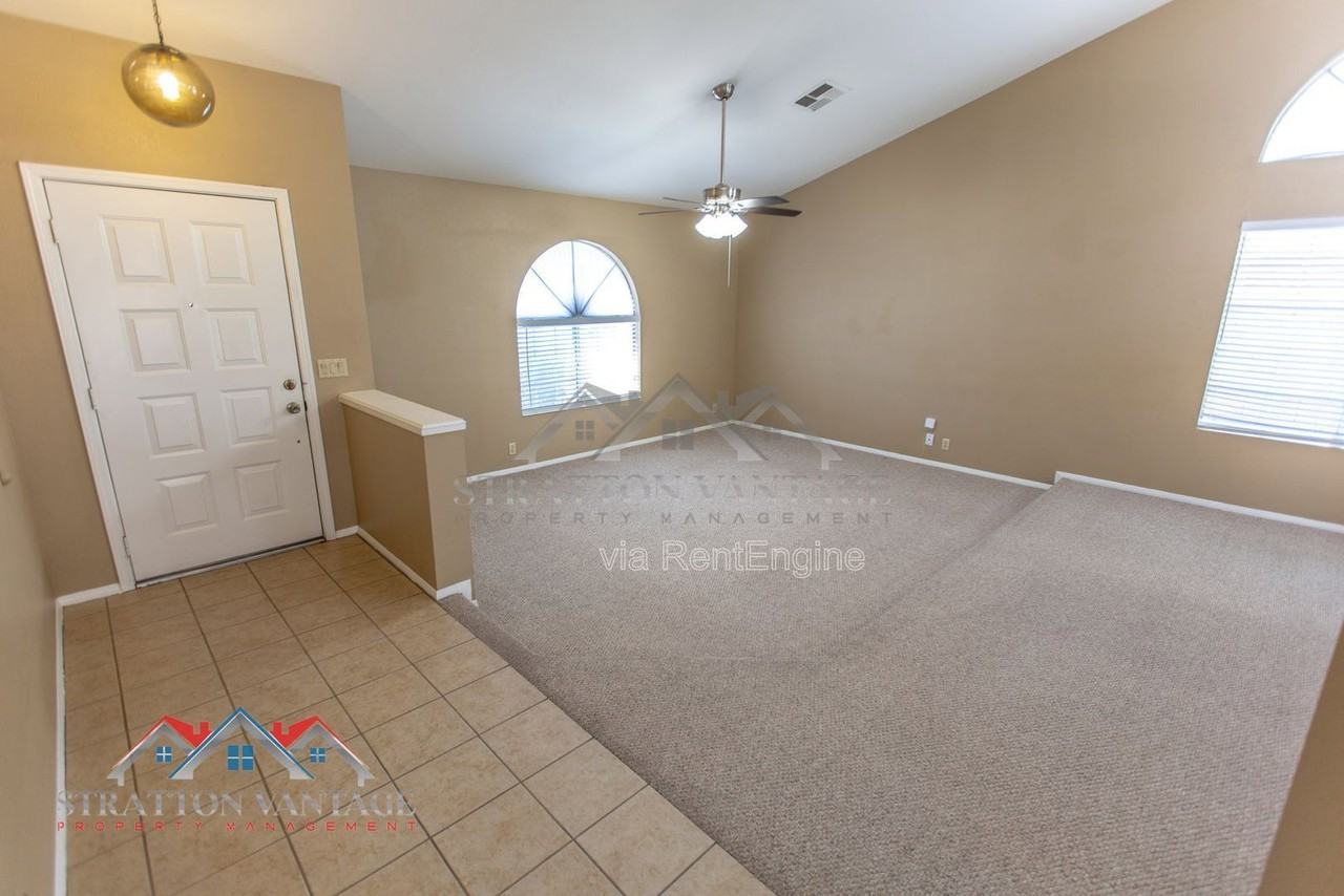 3950 W Saragosa St - Photo 7 of 45