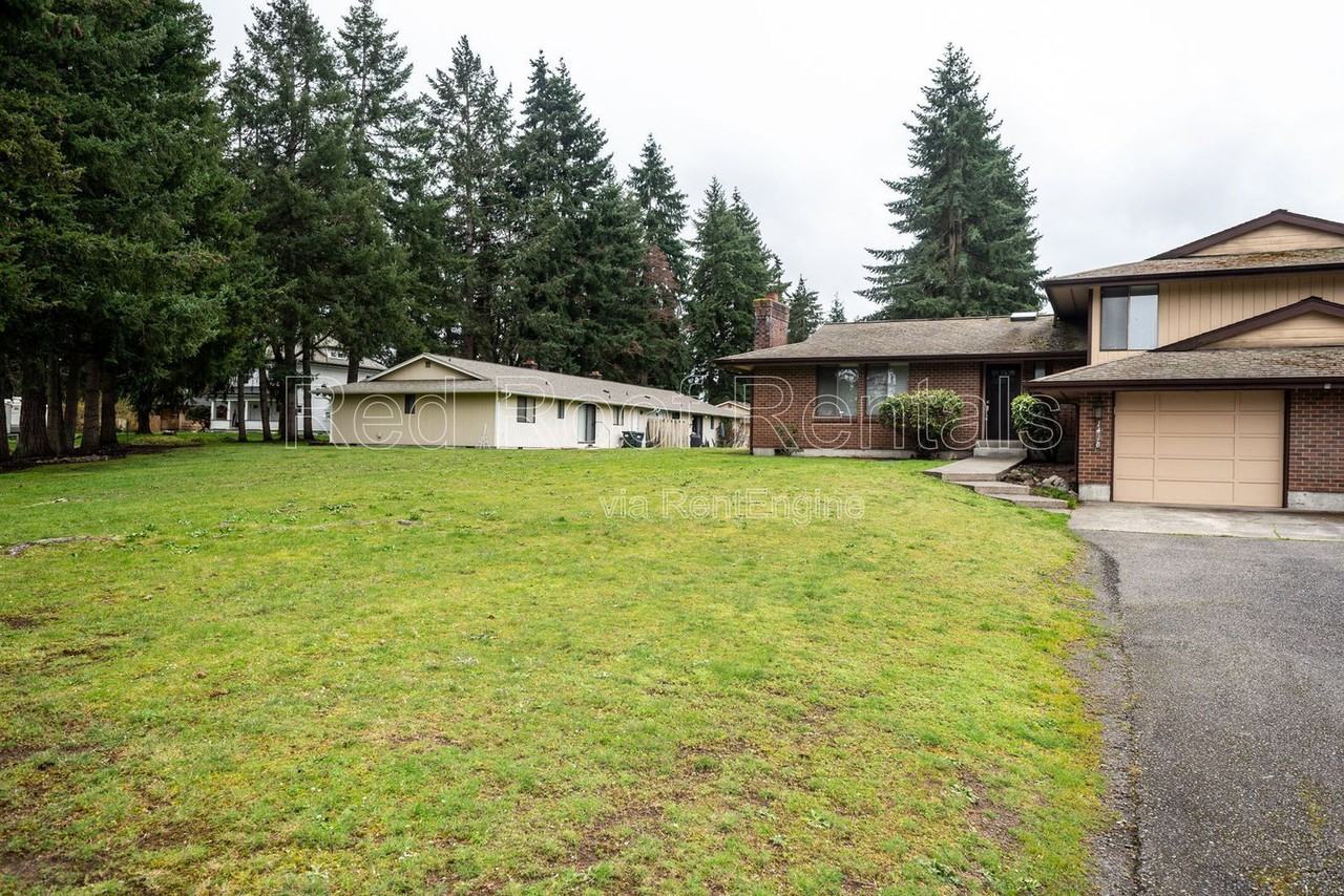 1418 Tule Lake Dr S - Photo 3 of 35