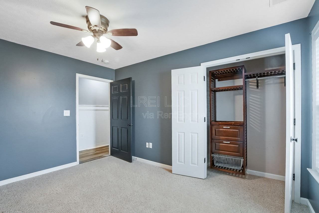 697 Red Hill Rd - Photo 5 of 13