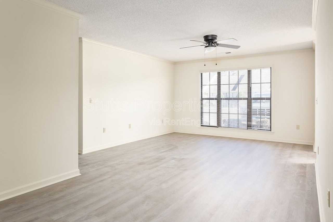 2424 Roberts Ln #H73 - Photo 7 of 13