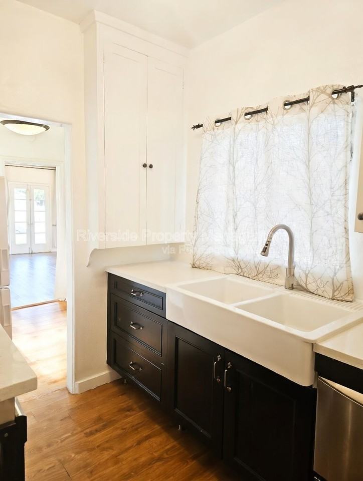 4566 Orange St #2 - Photo 3 of 7