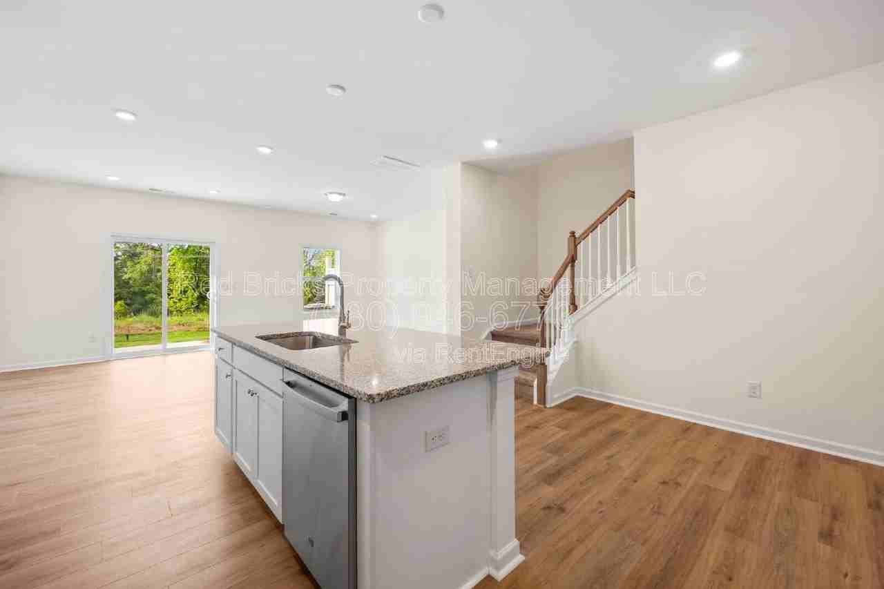 3576 Nimbell Rd - Photo 6 of 21