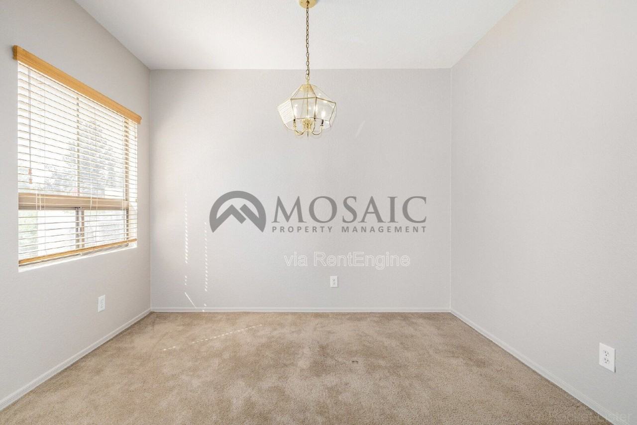 280 S Elizabeth Way #27 - Photo 7 of 31