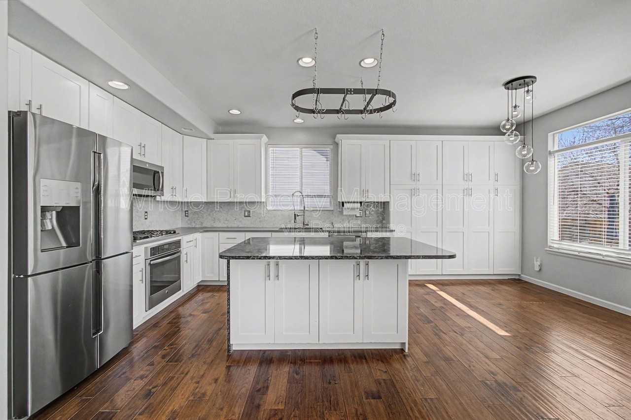 17196 Opal Hill Dr - Photo 6 of 28