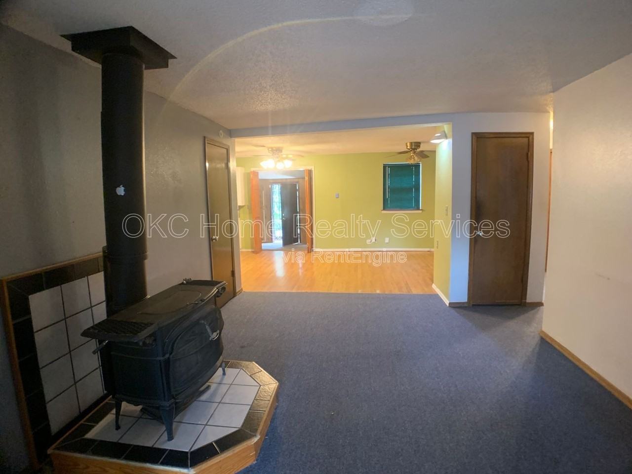 4900 S Dimple Dr - Photo 2 of 18