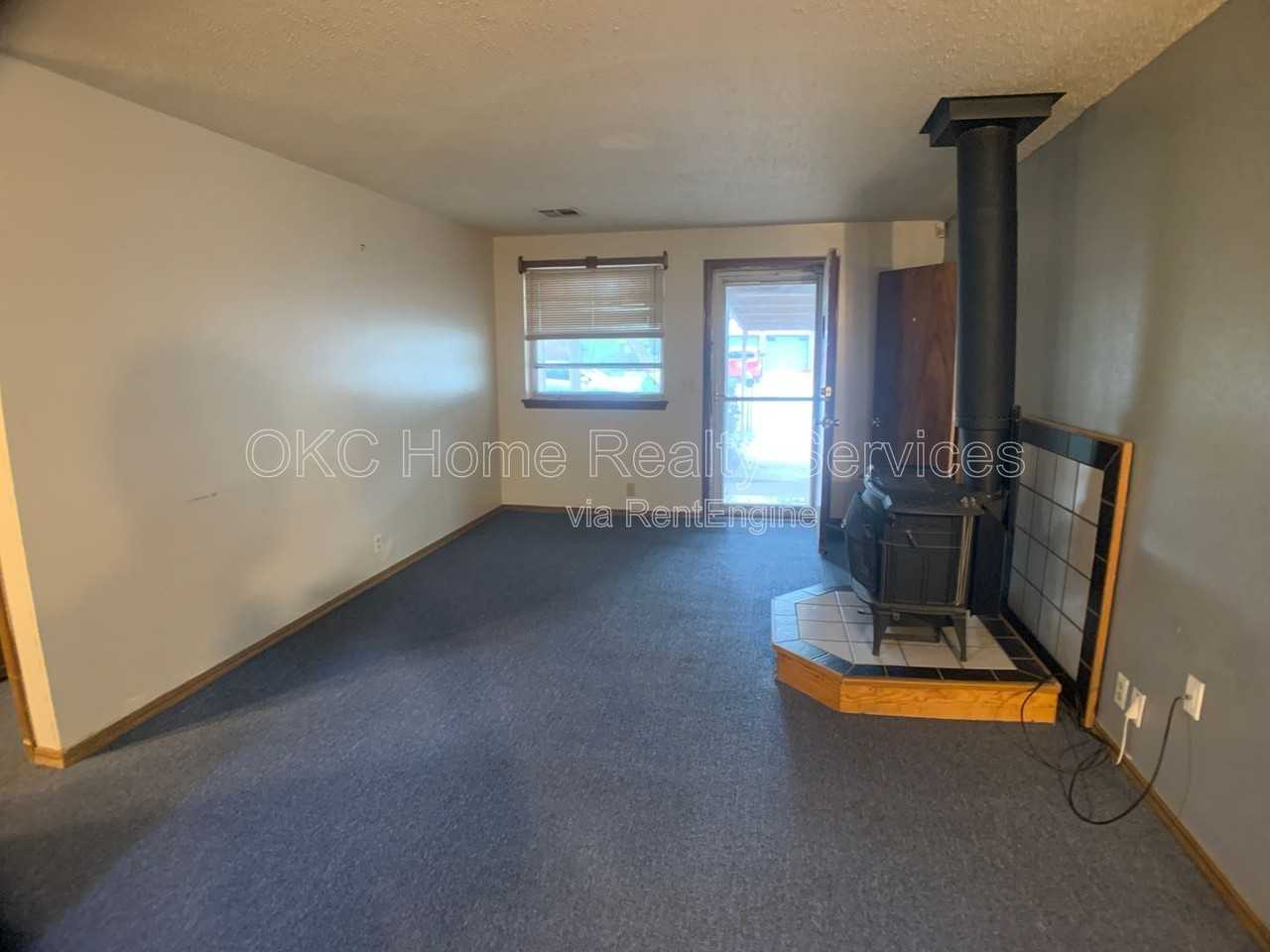 4900 S Dimple Dr - Photo 3 of 18