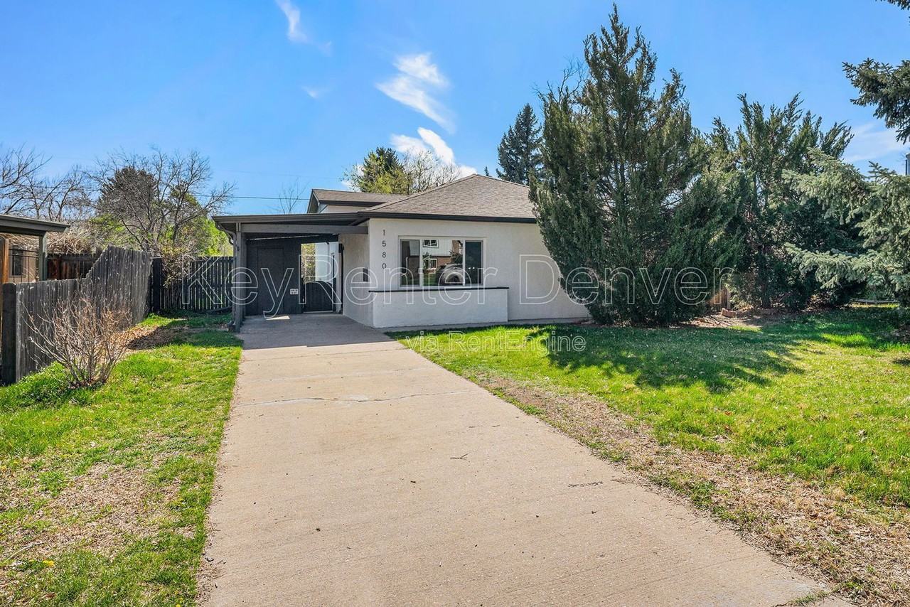 1580 S Krameria St - Photo 2 of 30