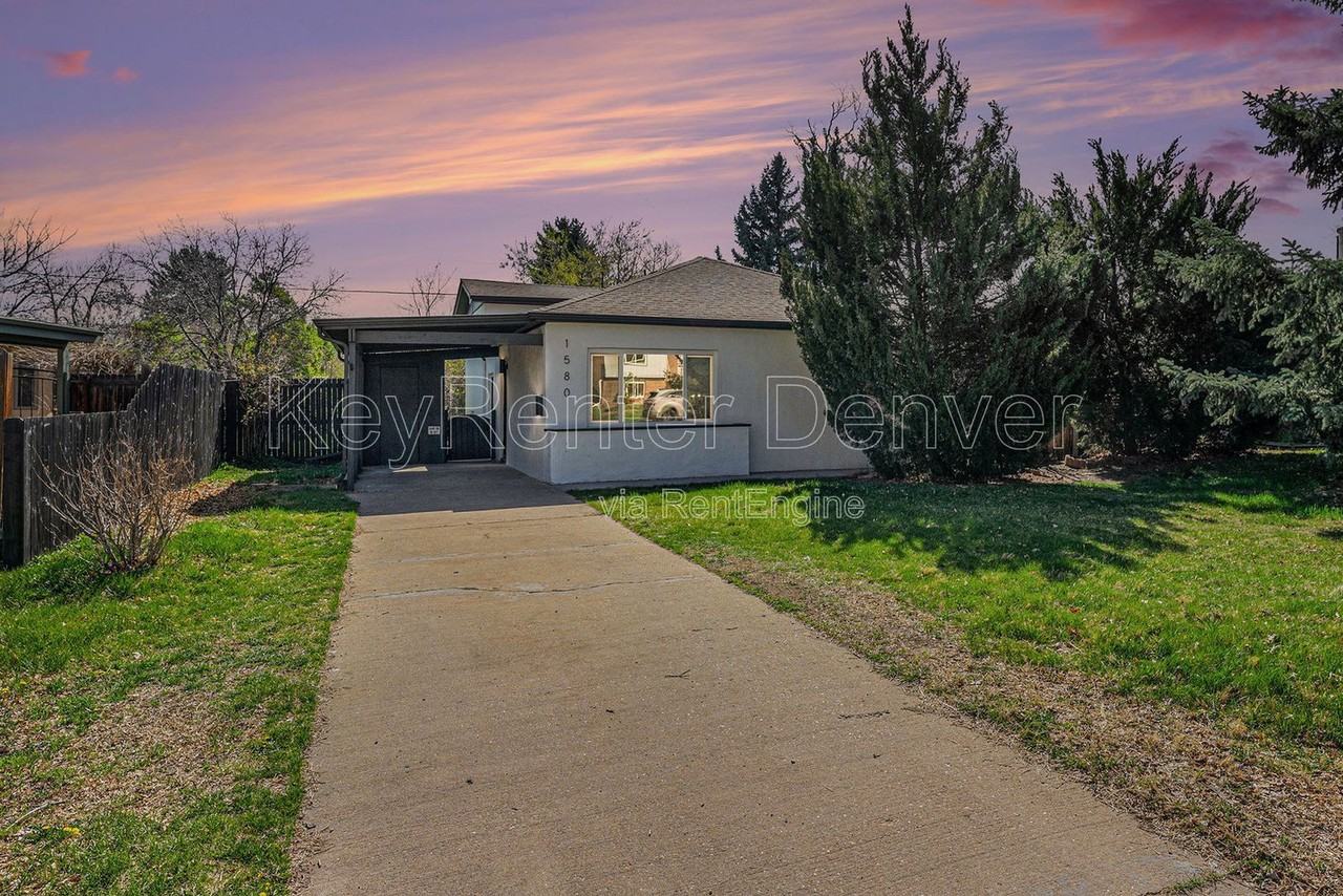 1580 S Krameria St - Photo 3 of 30