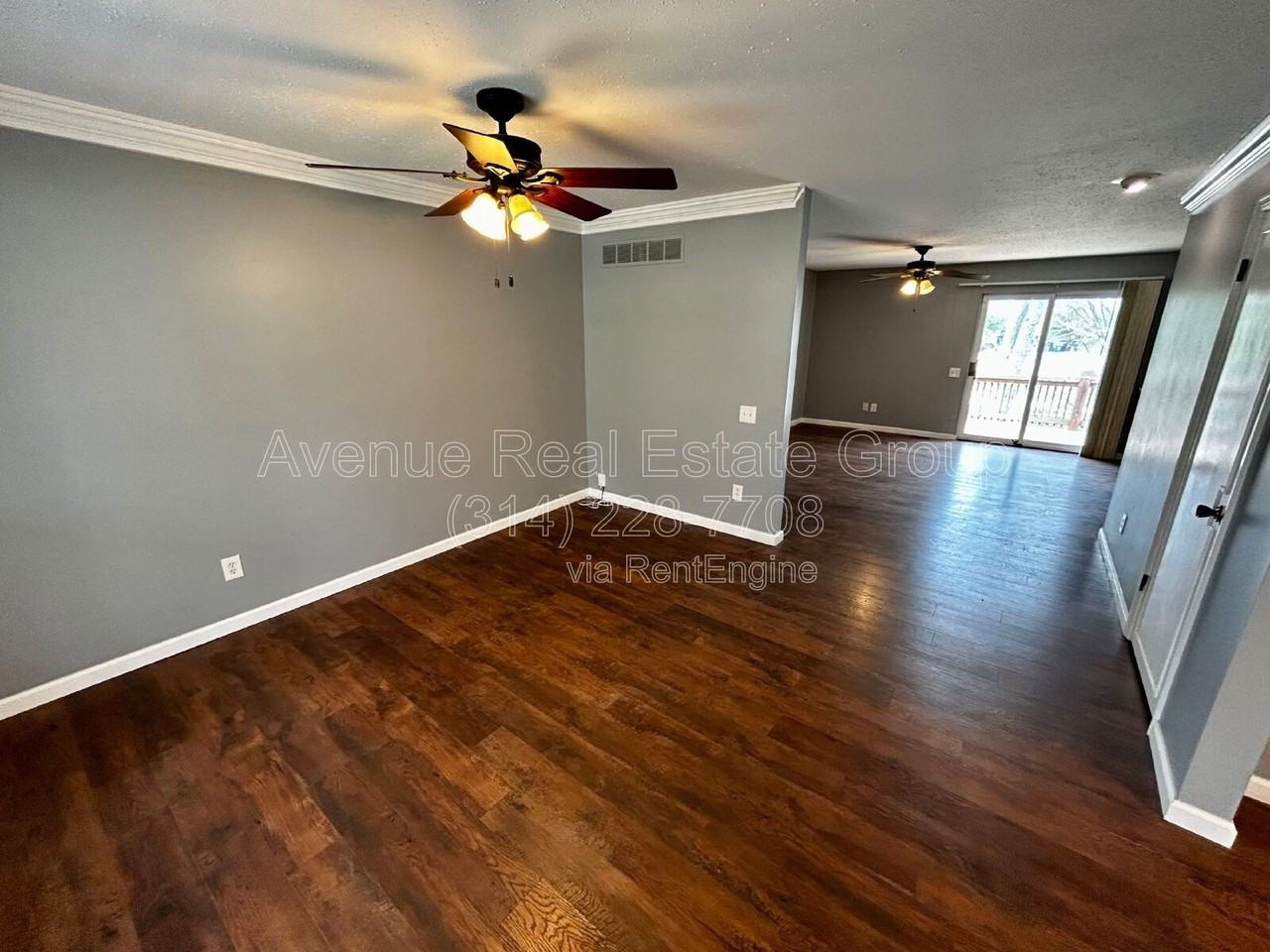 1639 Prestonpark Ln - Photo 3 of 16