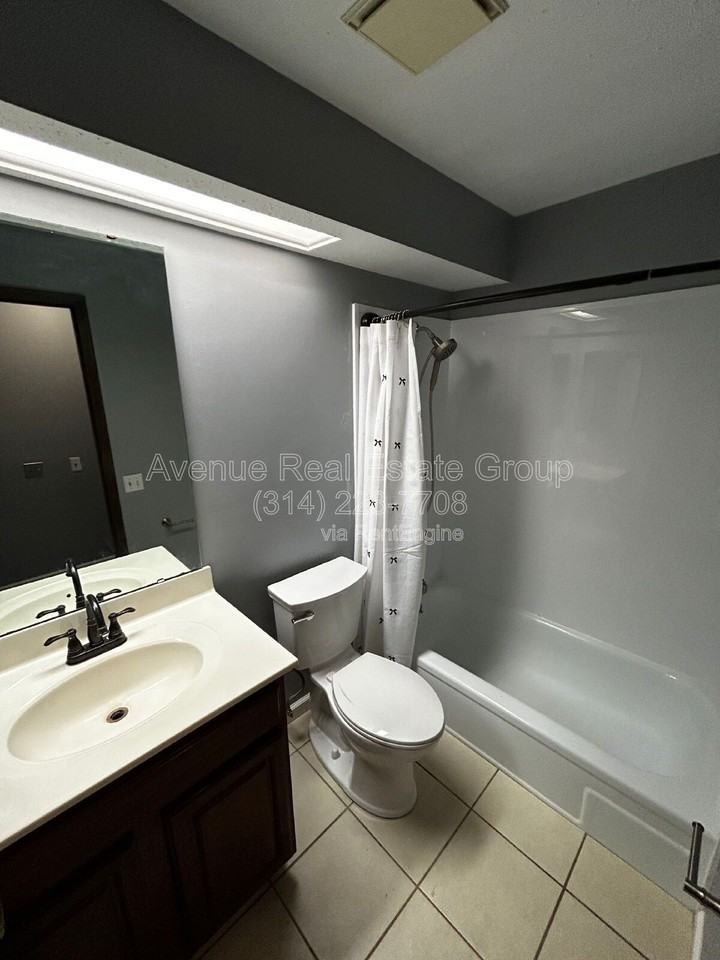 1639 Prestonpark Ln - Photo 6 of 16