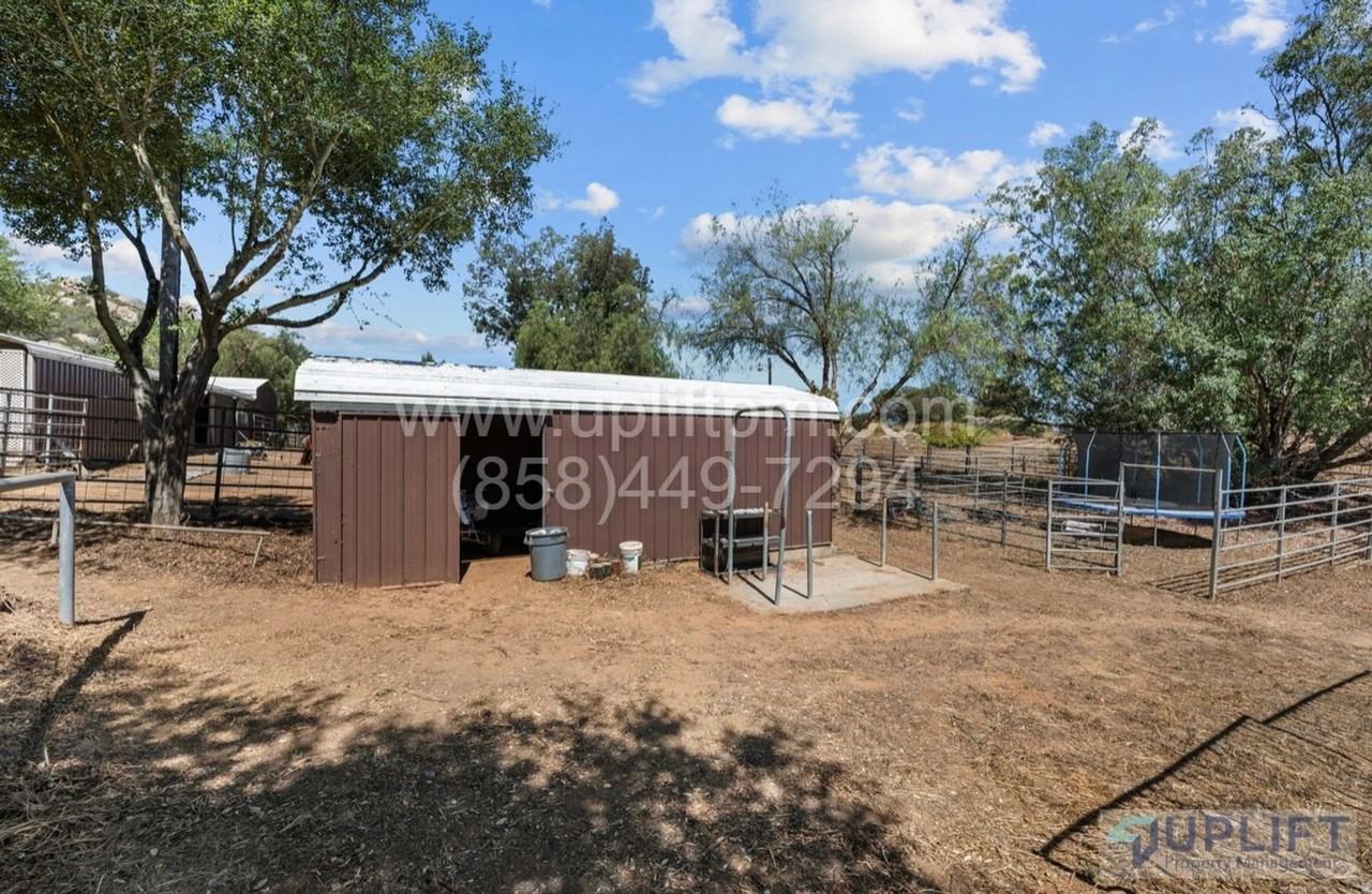 13100 Old Barona Rd - Photo 5 of 9