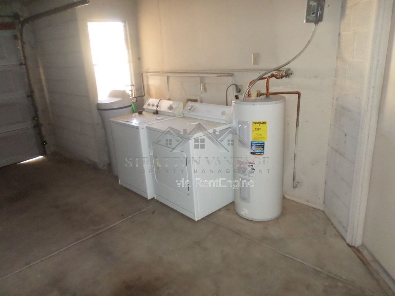 4933 W Evans Dr - Photo 2 of 11