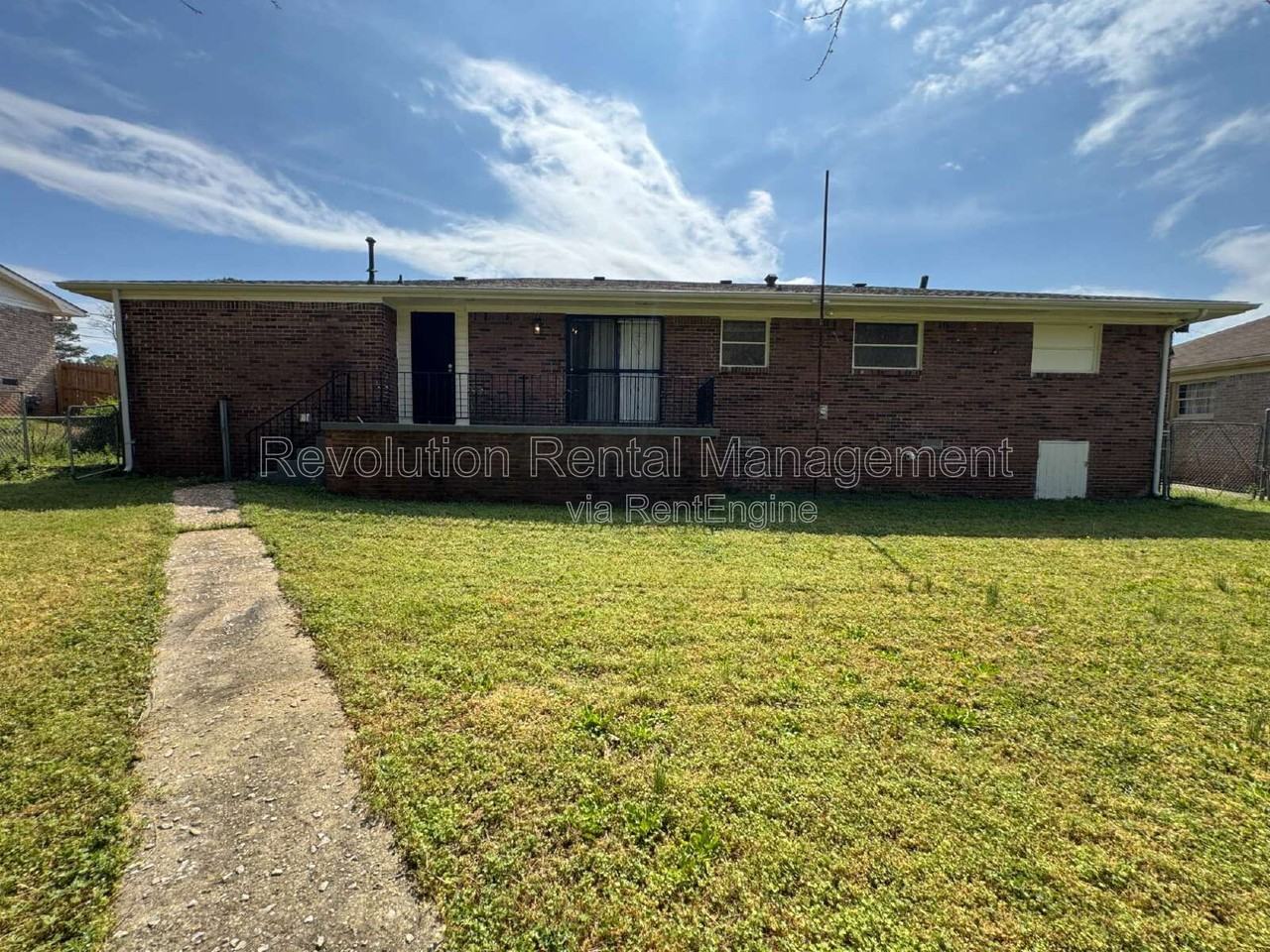 4010 Emerald Lake Dr - Photo 2 of 11