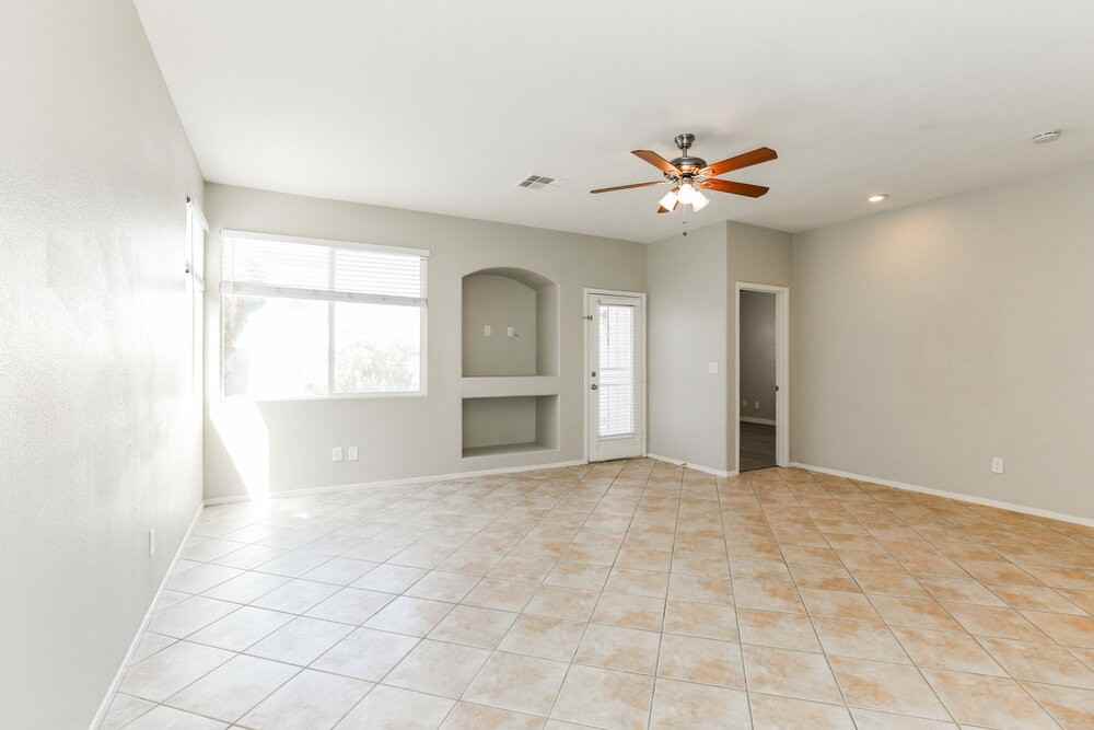 7636 Adornment Ct - Photo 4 of 16