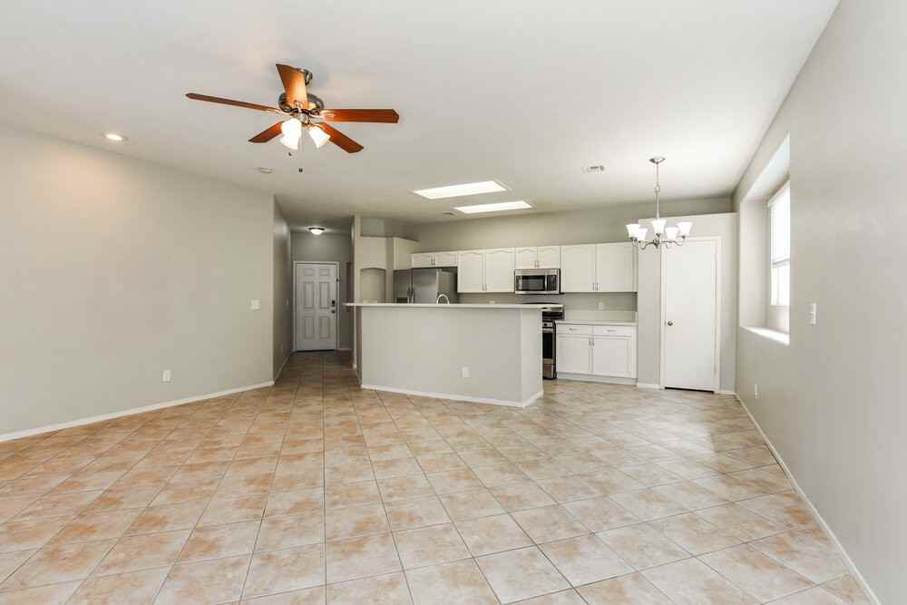 7636 Adornment Ct - Photo 5 of 16