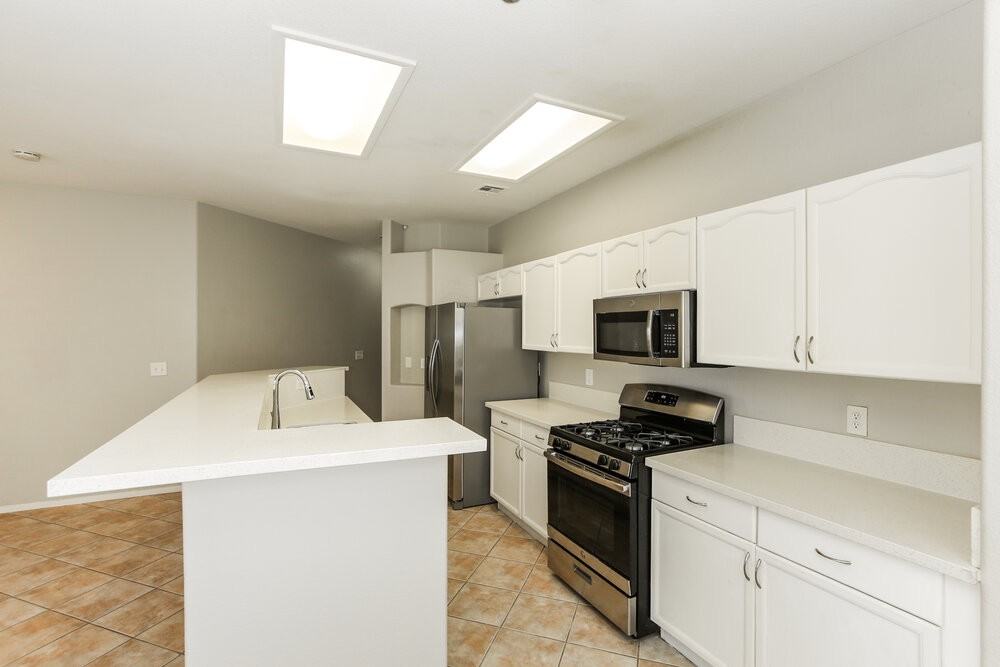 7636 Adornment Ct - Photo 7 of 16