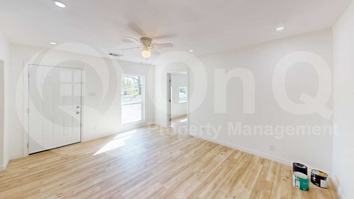 905 Bell Dr - Photo 7 of 21