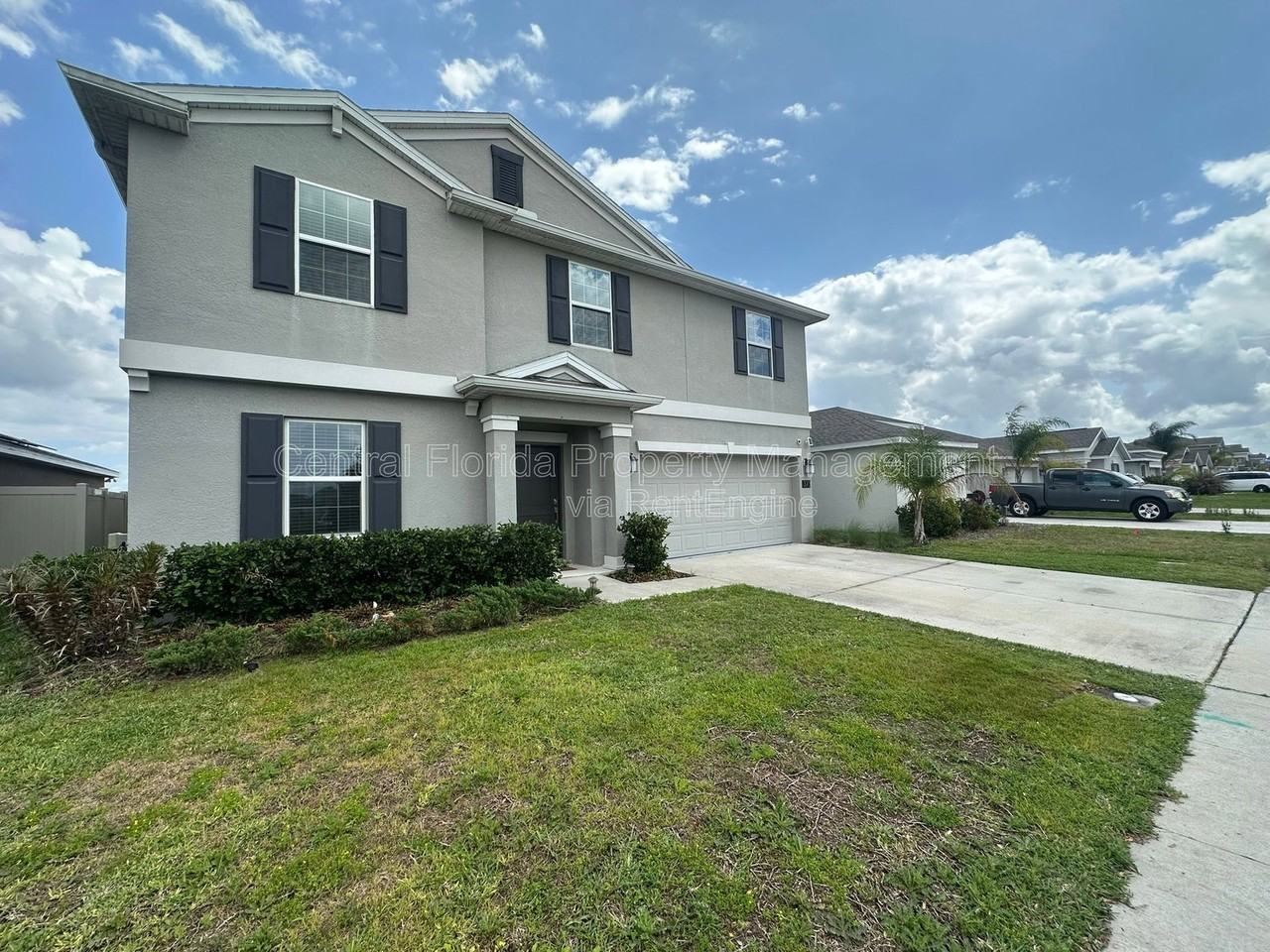 373 Pineywoods St - Photo 3 of 34