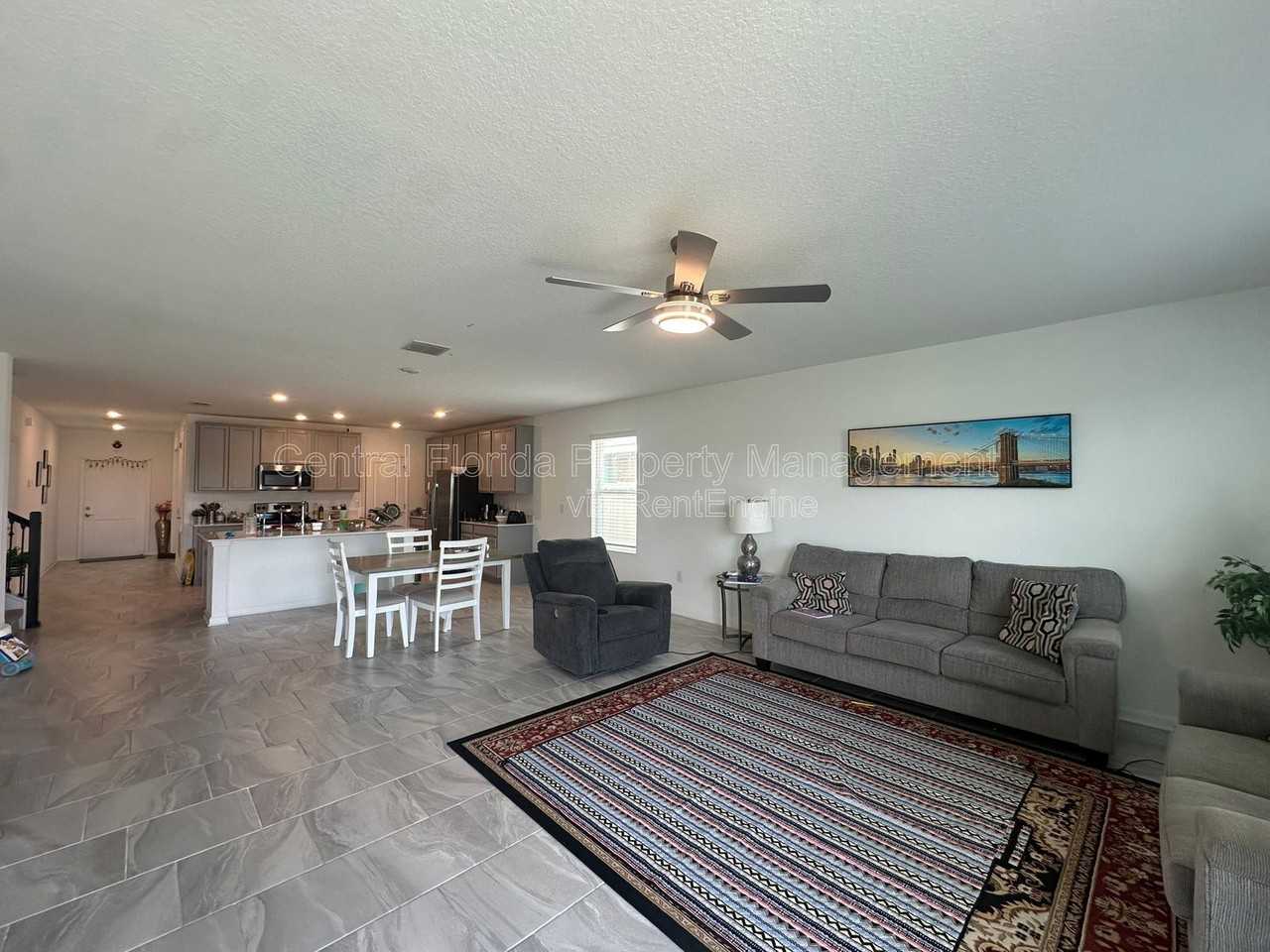 373 Pineywoods St - Photo 6 of 34