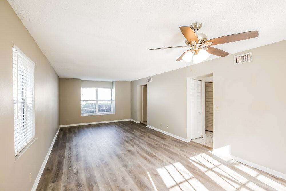 3231 Ensenada Way - Photo 5 of 17