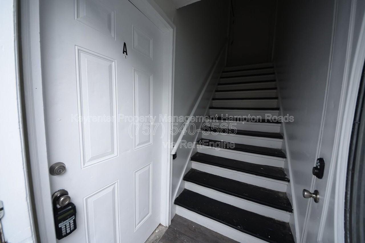 6249 Alexander St #A - Photo 3 of 25