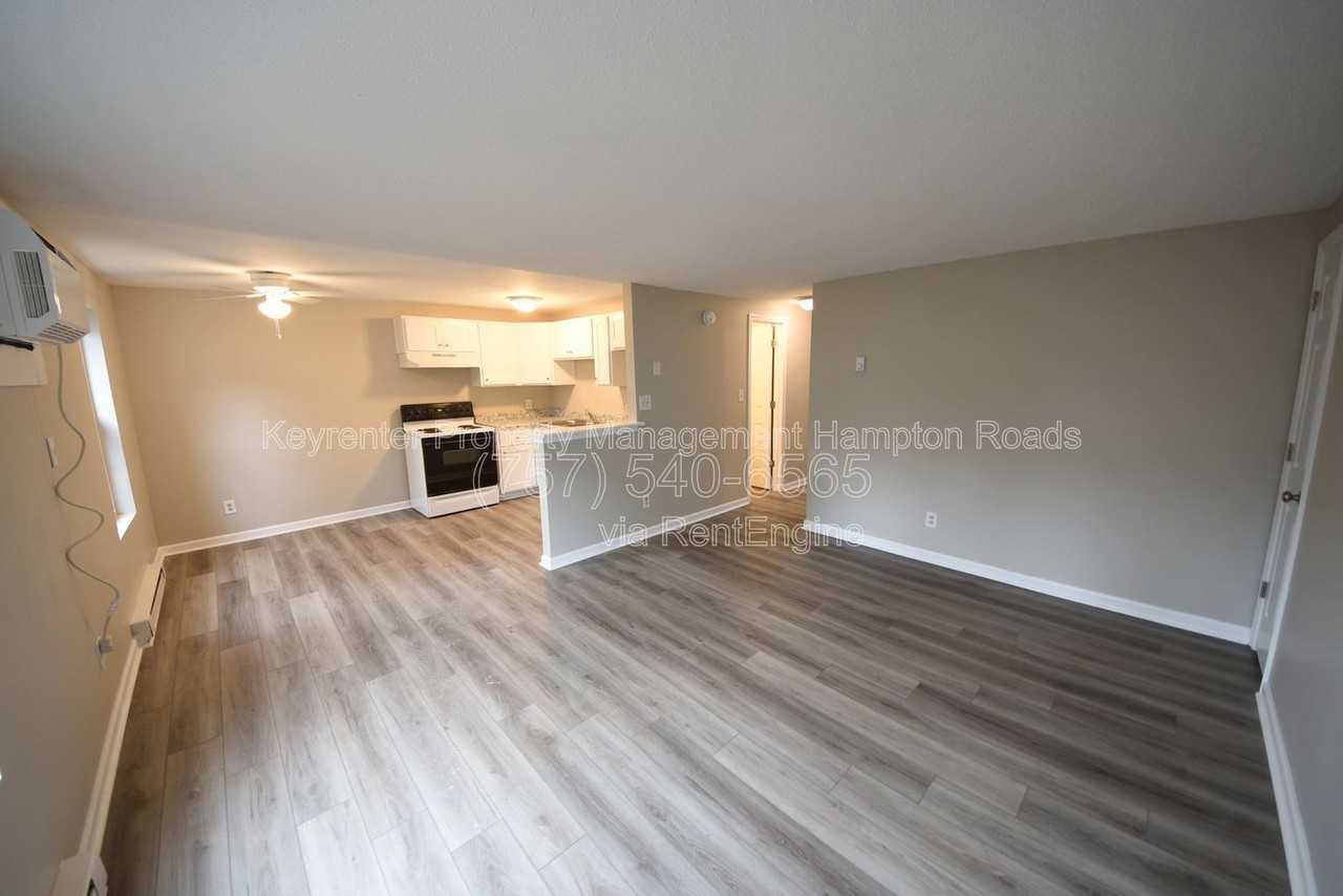 6249 Alexander St #A - Photo 4 of 25