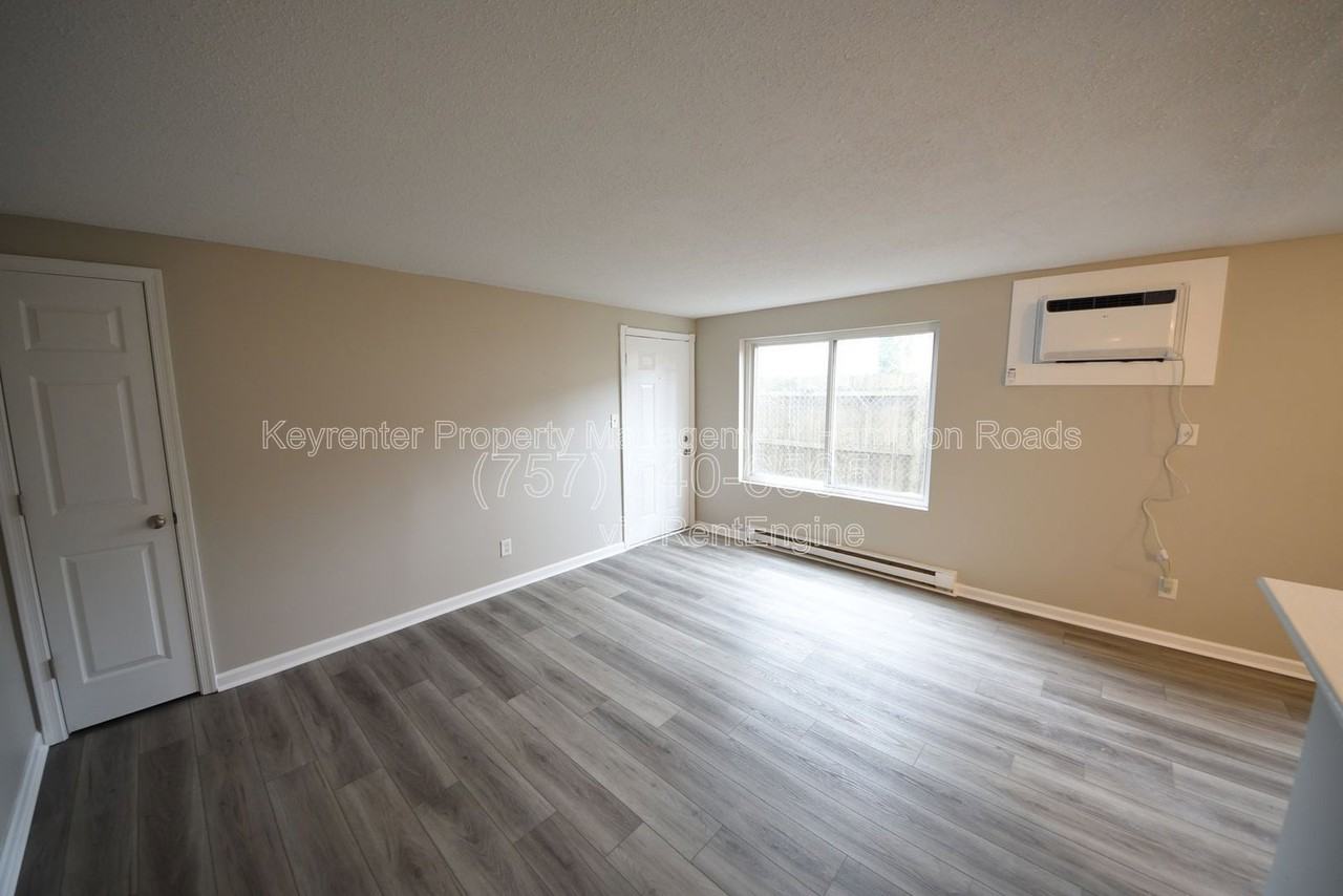 6249 Alexander St #A - Photo 6 of 25